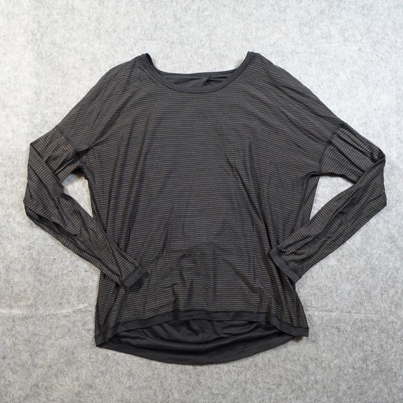 lululemon athletica Tops - Lululemon Top Womens M/L? Crew Neck Long Sleeve Black Reversible Long Sleeve